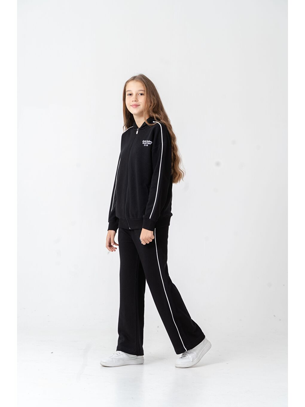 Siyah Sports Academy College Team Us-86 Nakışlı Kapüşonlu Ön Fermuarlı Kız Çocuk Alt Üst Eşofman Takımı-1