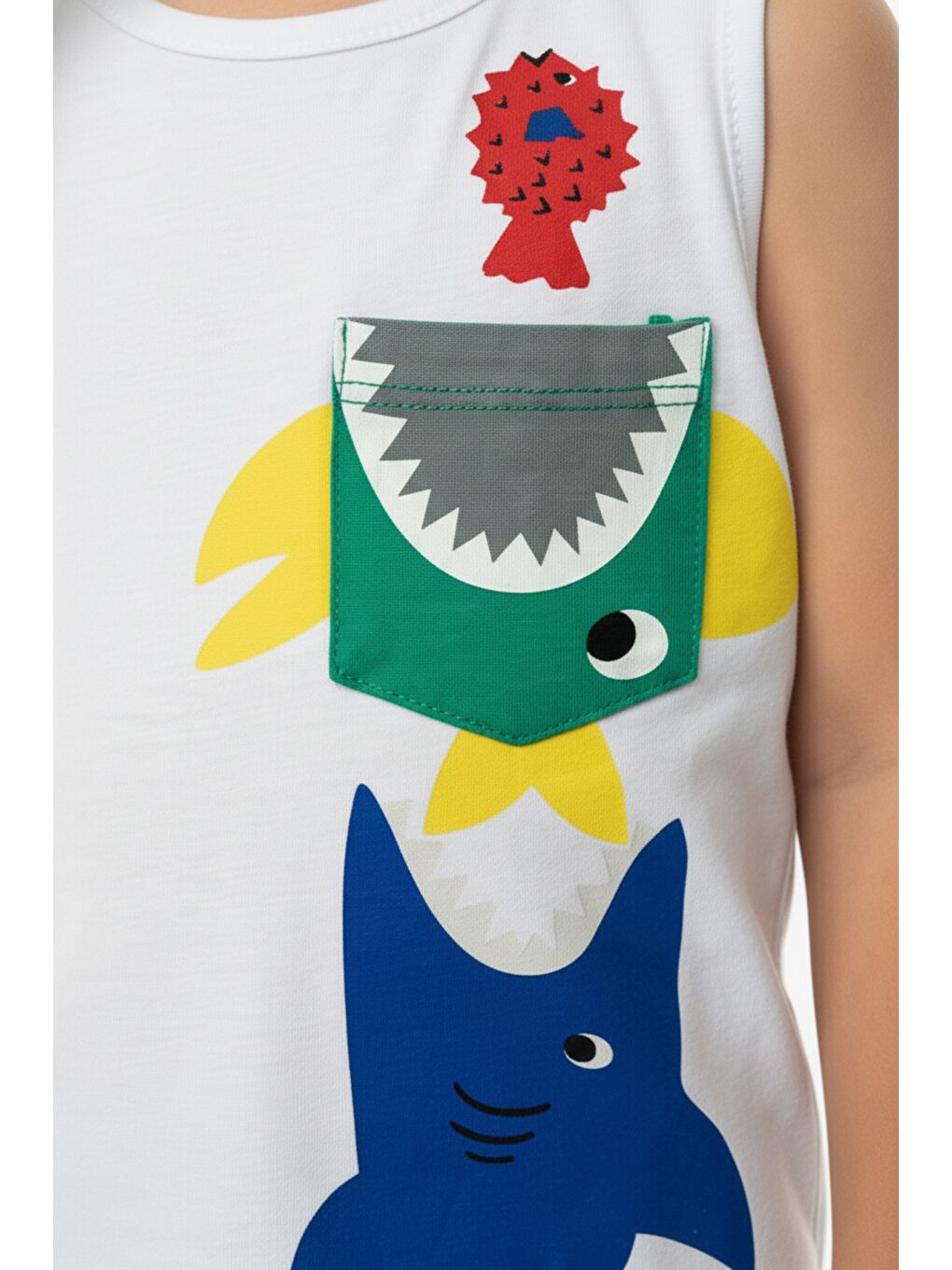 Beyaz Erkek Çocuk Cepli Balık Baskılı Atlet-3