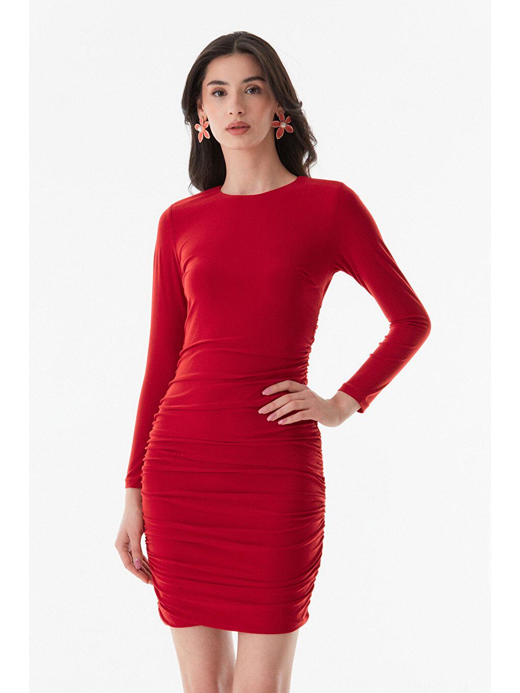 Kırmızı Yanları Büzgülü Elbise-1