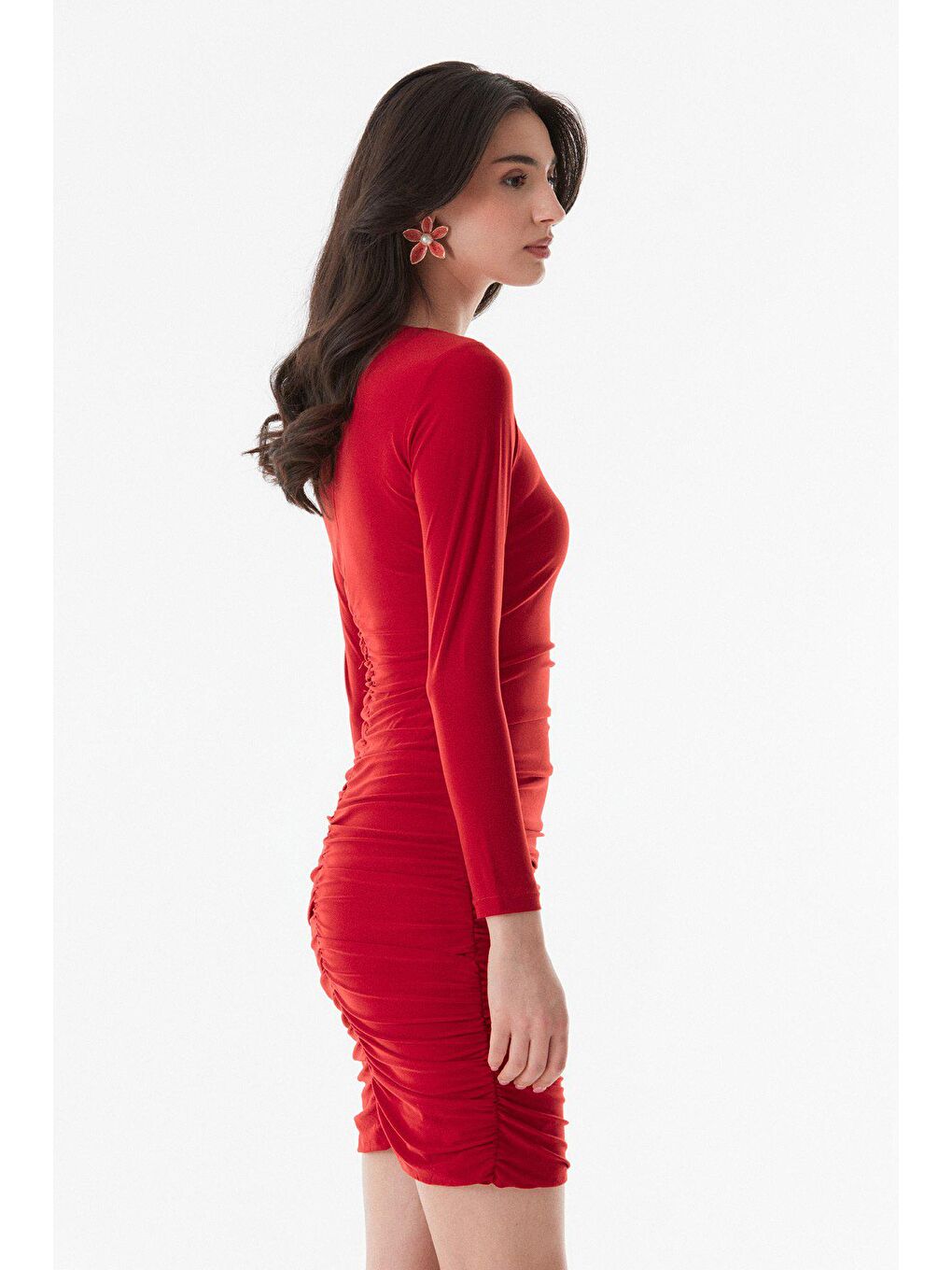 Kırmızı Yanları Büzgülü Elbise-4