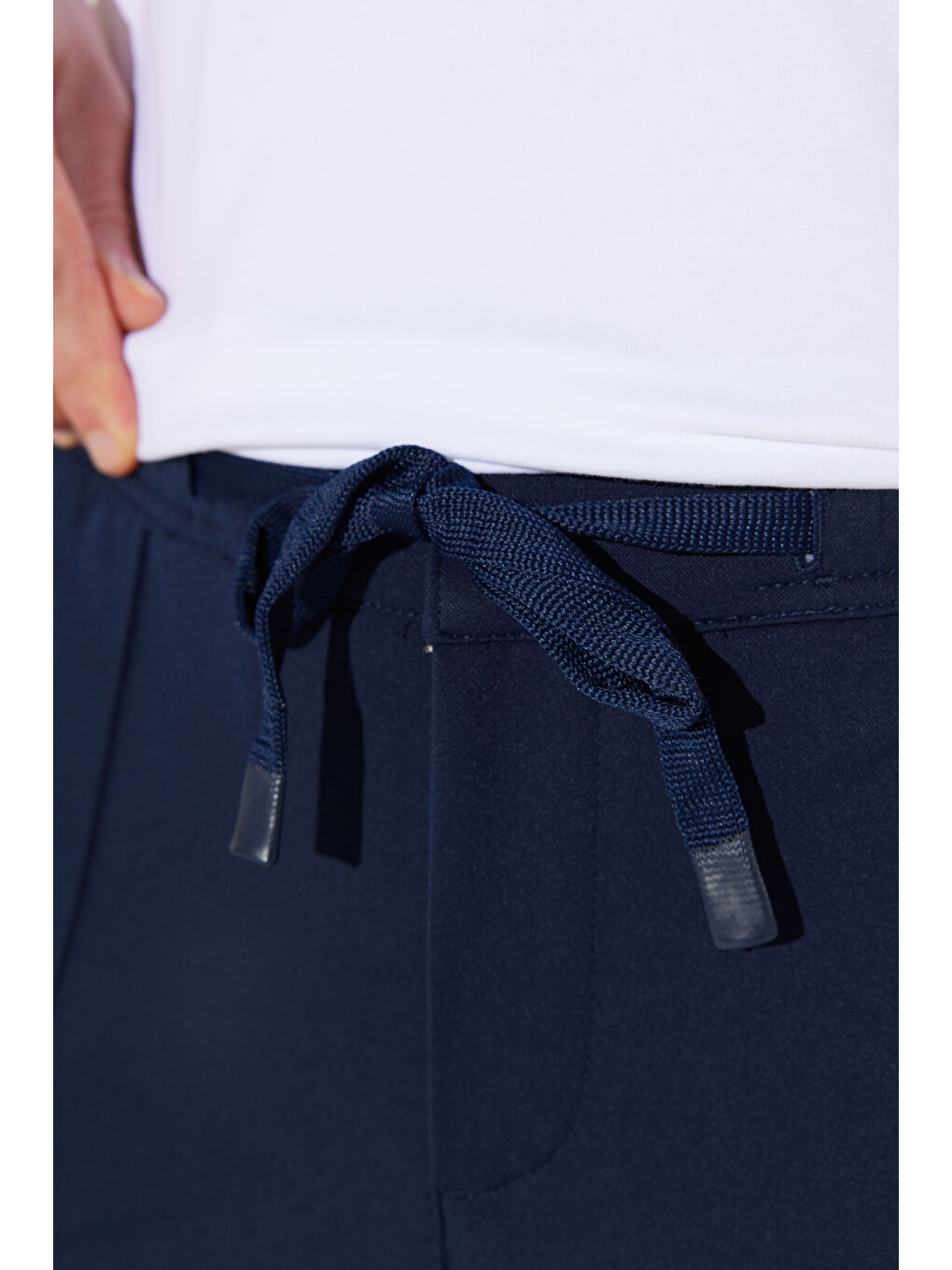 Erkek Lacivert Slim Fit Dar Kesim Beli Bağlamalı Pantolon-3