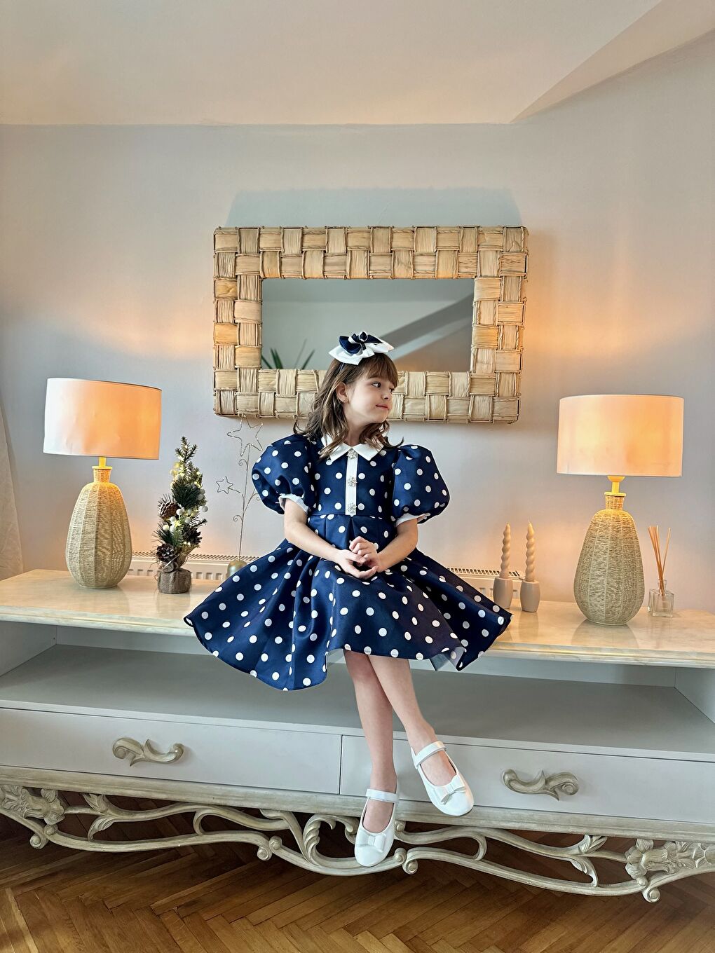 Lacivert Özel Tasarım, Puantiyeli, Balon Kollu, Düğme Detaylı, Saç Aksesuarlı Kız Çocuk Elbise_M2451-1
