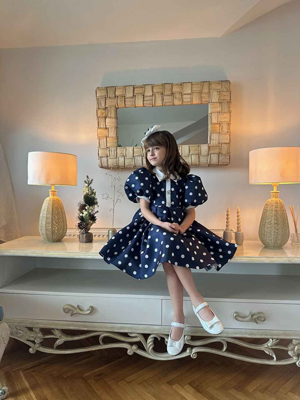 Lacivert Özel Tasarım, Puantiyeli, Balon Kollu, Düğme Detaylı, Saç Aksesuarlı Kız Çocuk Elbise_M2451-2