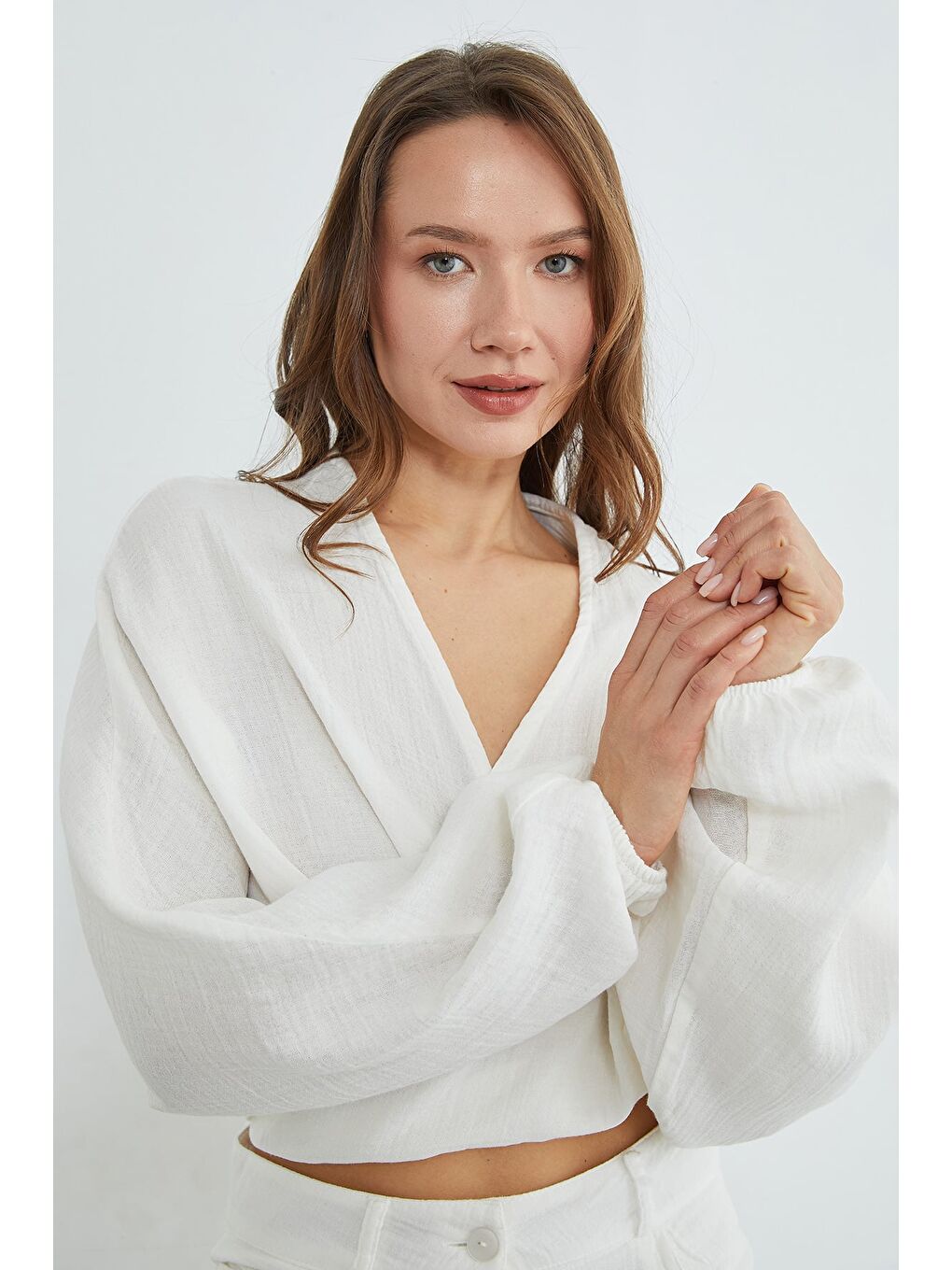 Ekru Önü Bağlamalı Yarasa Kol Bluz-1