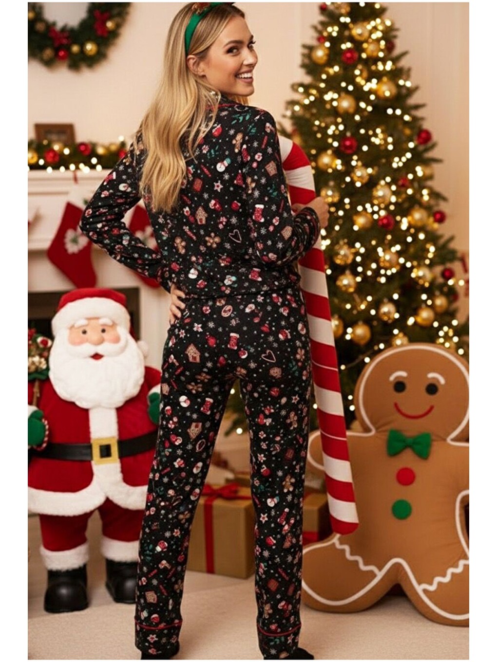 Siyah Yılbaşı Temalı Desenli Yumuşak Dokulu Süet Örme Pijama Takım 7588-2