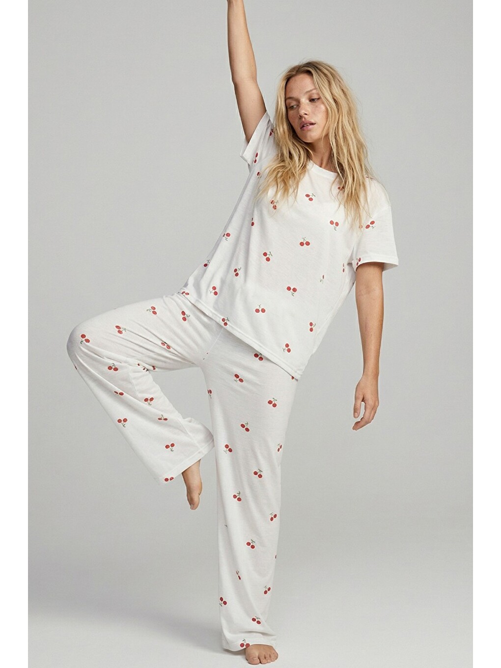 Kırmızı İnce Soft Örme Mevsimlik Pijama Takımı 8003-1