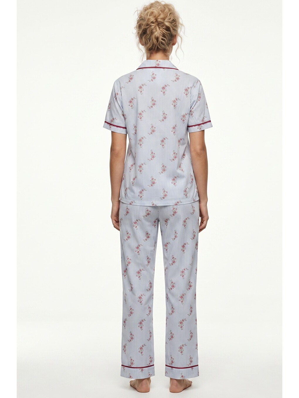 Karışık İnce Soft Örme Düğmeli Dantel Biyeli Pijama Takımı 8061-2