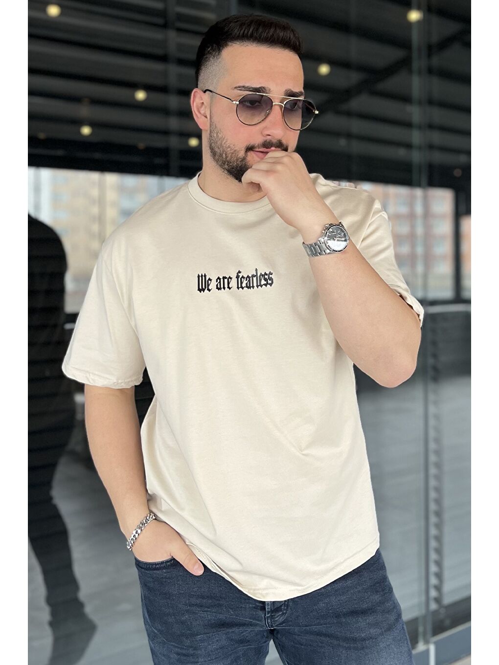 Bej Erkek Silikon Yazı Baskılı Bisiklet Yaka Tişört-1