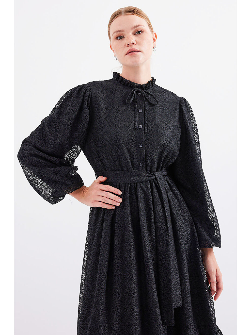 2509 Uzun Dantelli Tesettür Elbise - Siyah-4