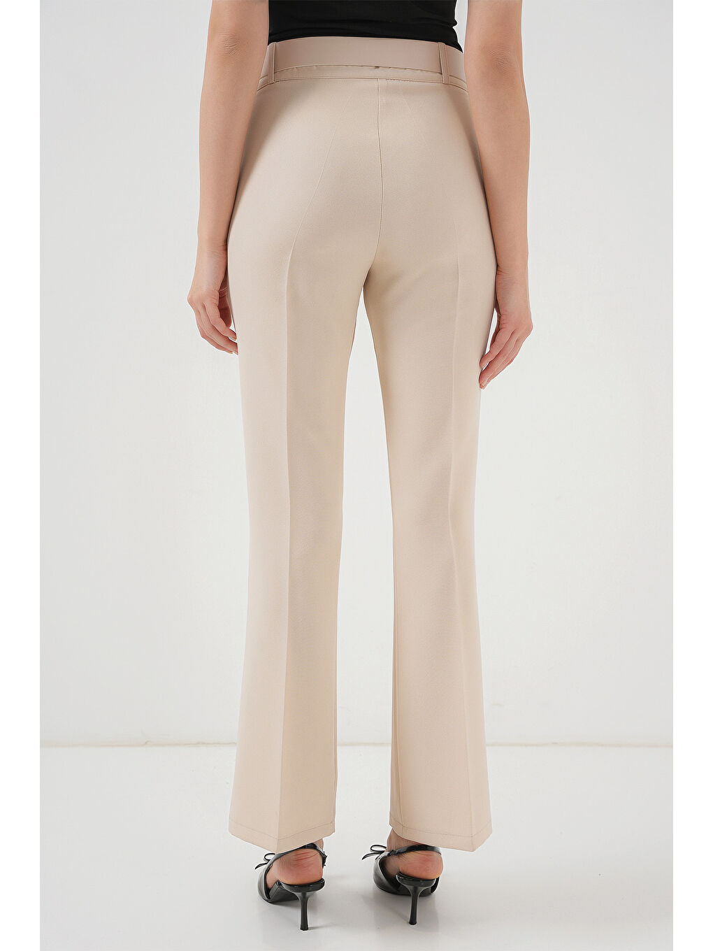 Ekru 6538 Kemerli İspanyol Paça Pantolon - Krem-5