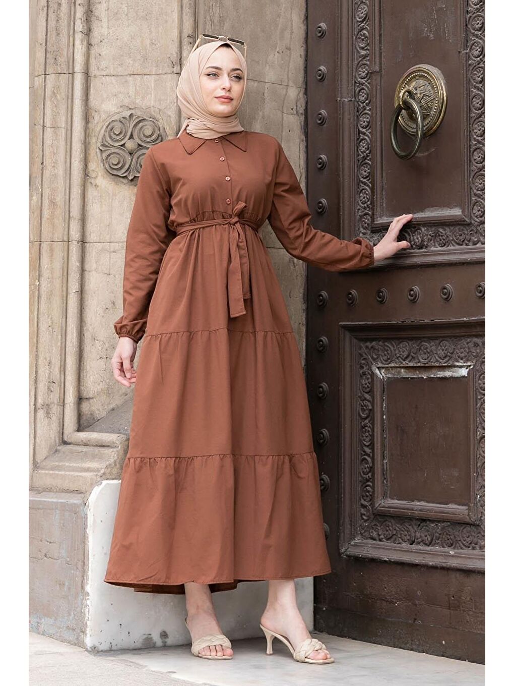 Kahverengi Yarım Düğme Detaylı Terikoton Elbise Çikolata Kahve-1