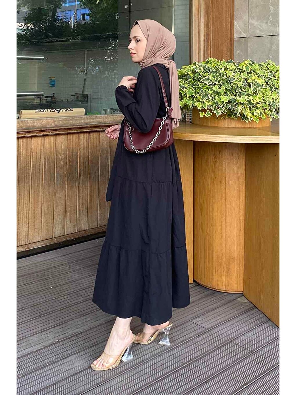 Yarım Düğme Detaylı Terikoton Elbise Siyah-1