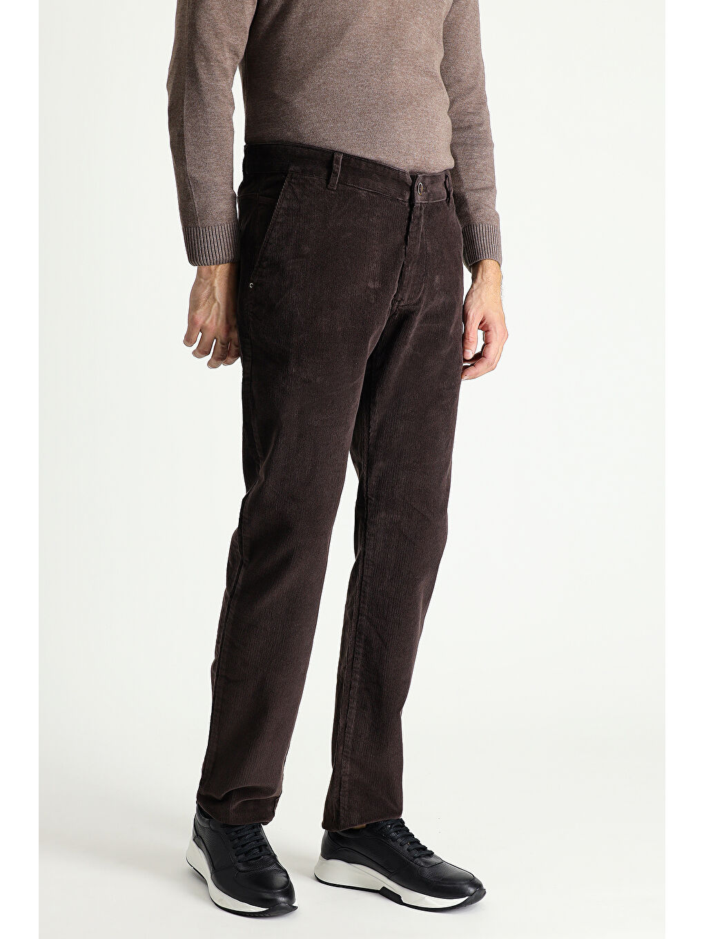 Kahverengi Slim Fit Dar Kesim Elastanlı Kadife Pantolon-2