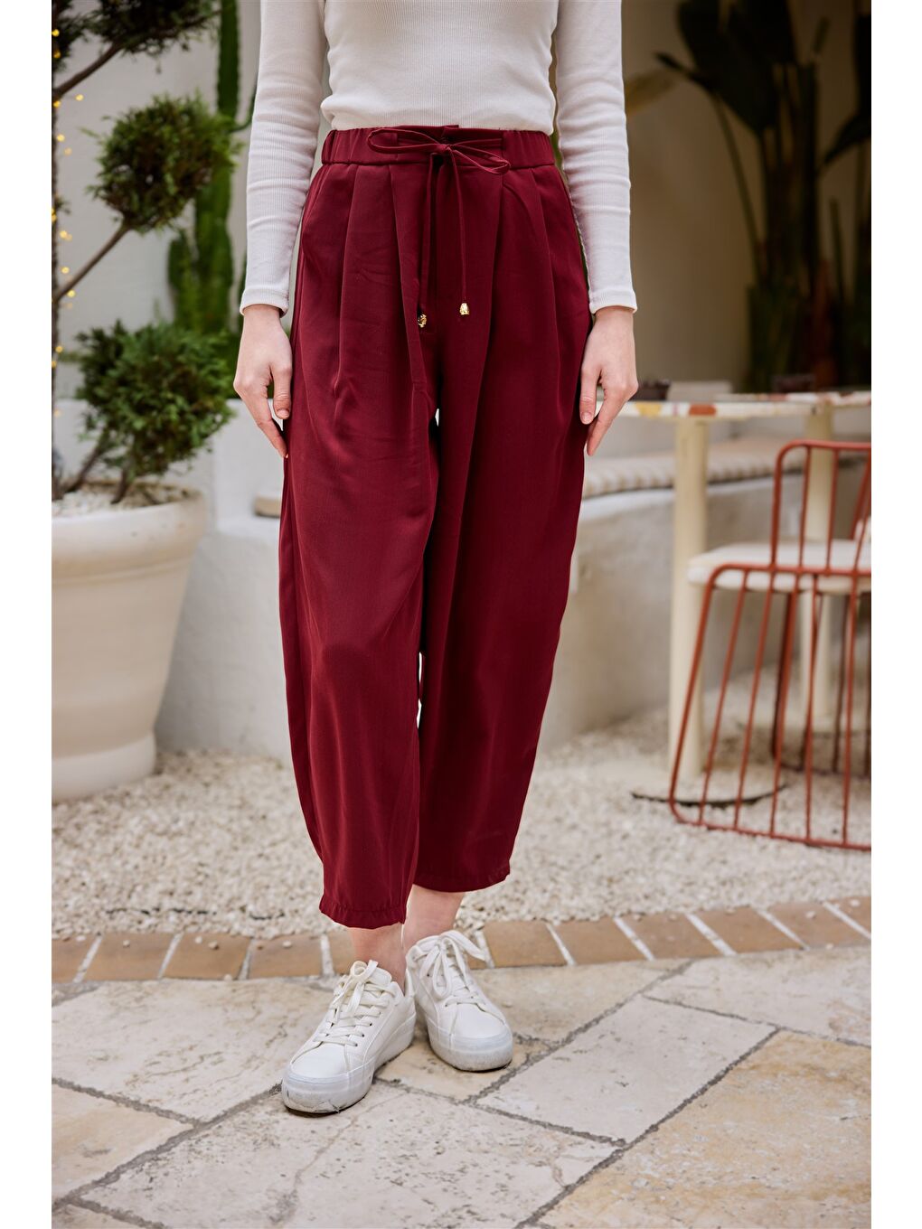 Kadın Beli Lastikli  Havuç Pantolon Bordo-1