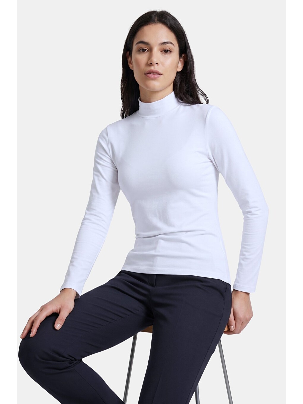 Beyaz Kadın Yarım Balıkçı Yaka Uzun Kollu Body/bluz-5