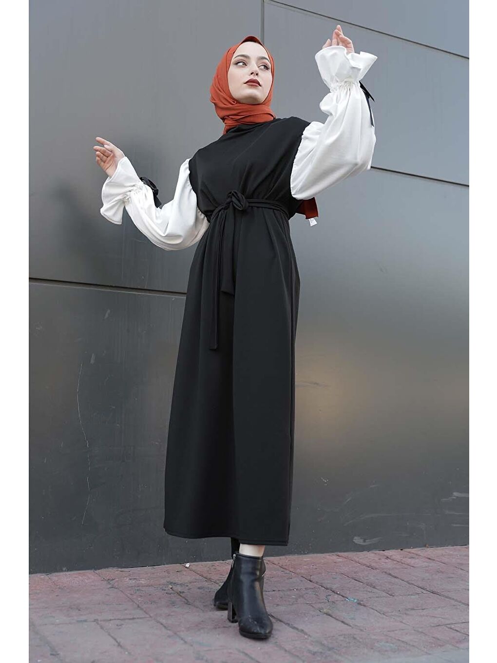 Balon Kol Kemerli Elbise Siyah-3