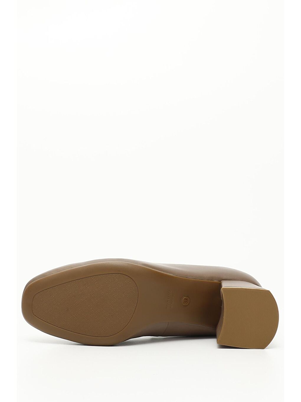 Bej VİZON  Hakiki Deri Küt Burun Orta Kalın Topuklu Kadın Ayakkabı 24225-3