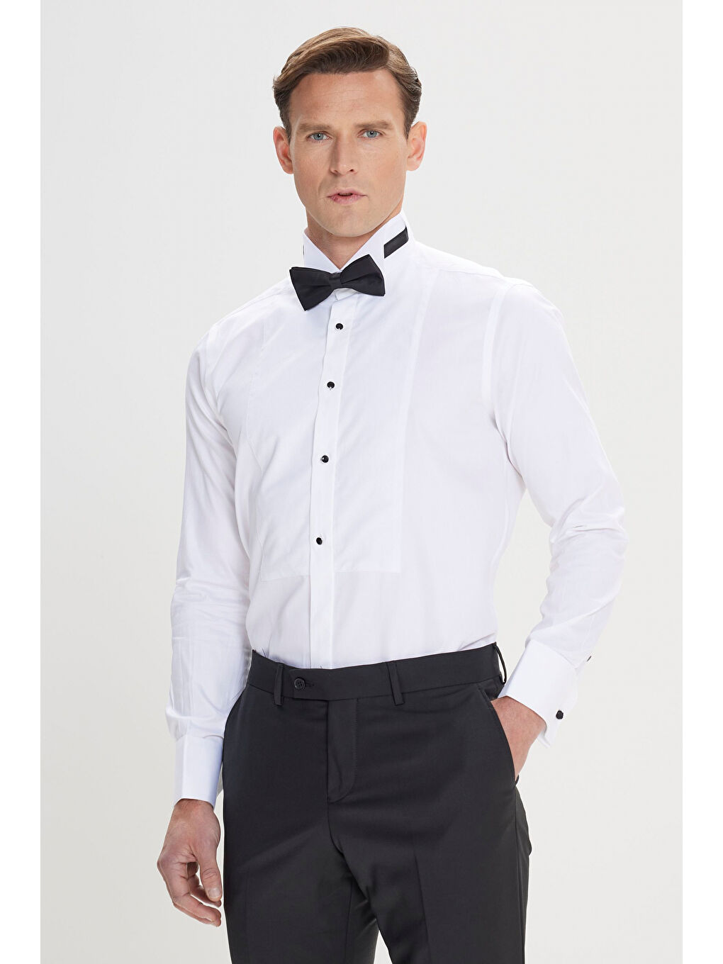 Erkek Beyaz Slim Fit Dar Kesim Ata Yaka Kolay Kırışmayan %100 Pamuk Gömlek