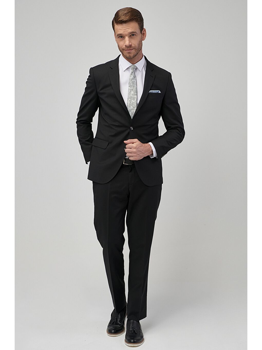 Erkek Siyah Su Geçirmez Regular Fit Geniş Kesim Mono Yaka Yünlü Nano Takım Elbise-1