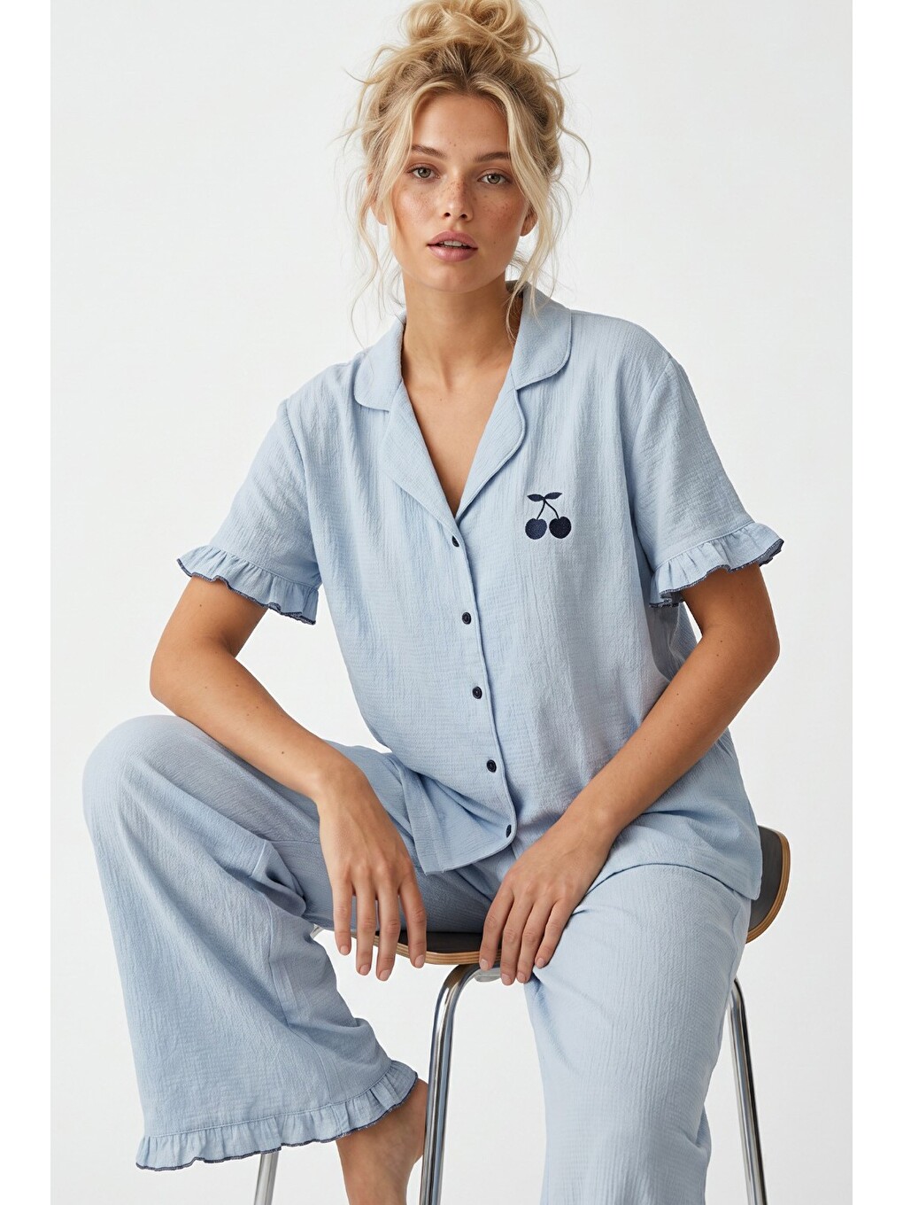 Mavi Nakışlı Bürümcük-krınkıl Kısa Kollu Düğmeli Pijama Takım 8057