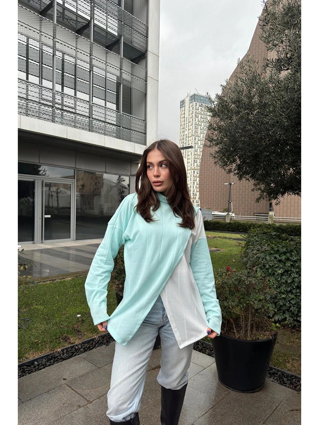 Yeşil Asimetrik Kesim Bloklu Salaş Bluz-3