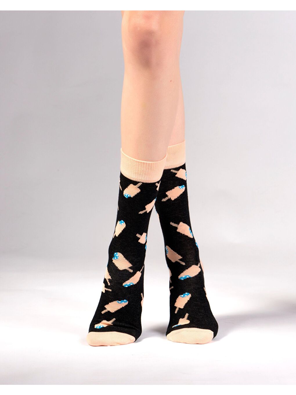 Siyah Ice Cream Desenli Çorap-1