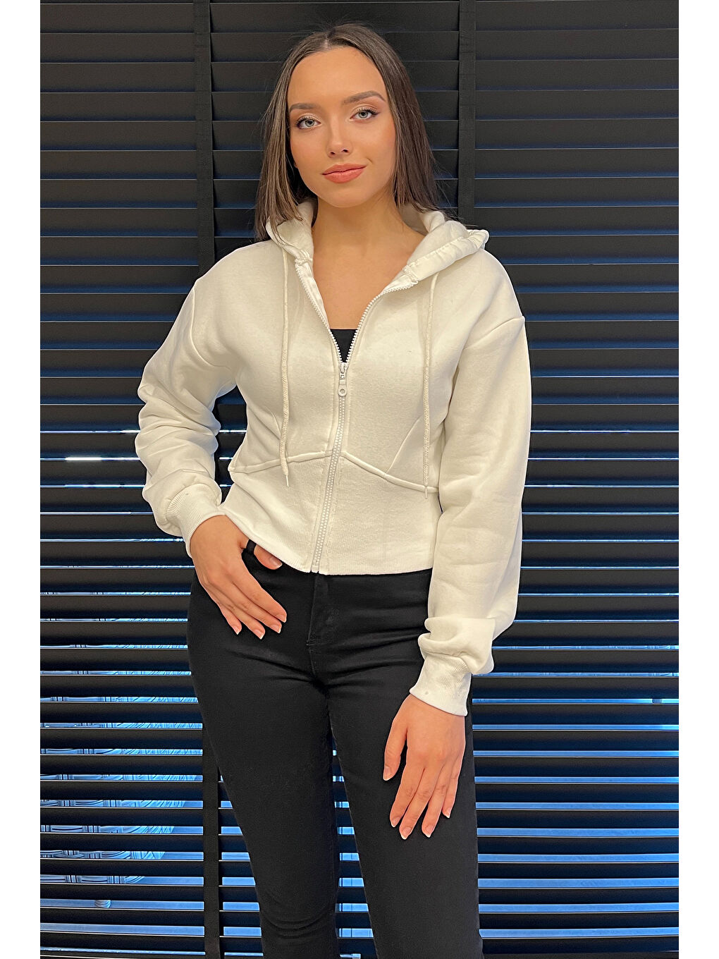 Ekru Kadın Fermuarlı Crop Top Sweatshirt-1