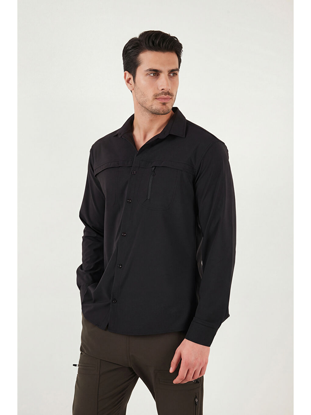Siyah Trekking ve Su İtici  Klasik Yaka Uzun Kollu Cepli Gömlek 693820-4