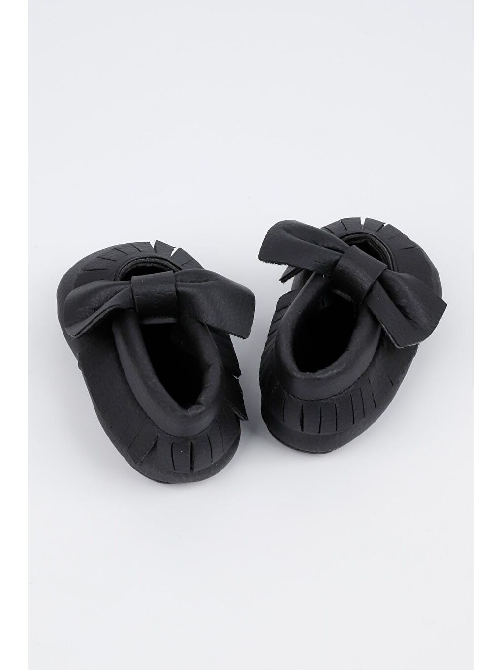 Siyah Fiyonk Püsküllü Bebek Ayakkabı-2