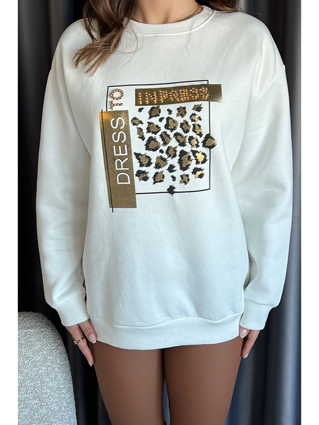 Ekru Kadın Bisiklet Yaka Taşlı Üç İplik Şardonlu Sweatshirt-2