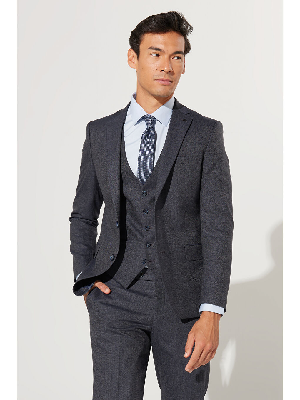 Erkek Lacivert-Gri Slim Fit Dar Kesim Mono Yaka Desenli Yünlü Yelekli Takım Elbise-5