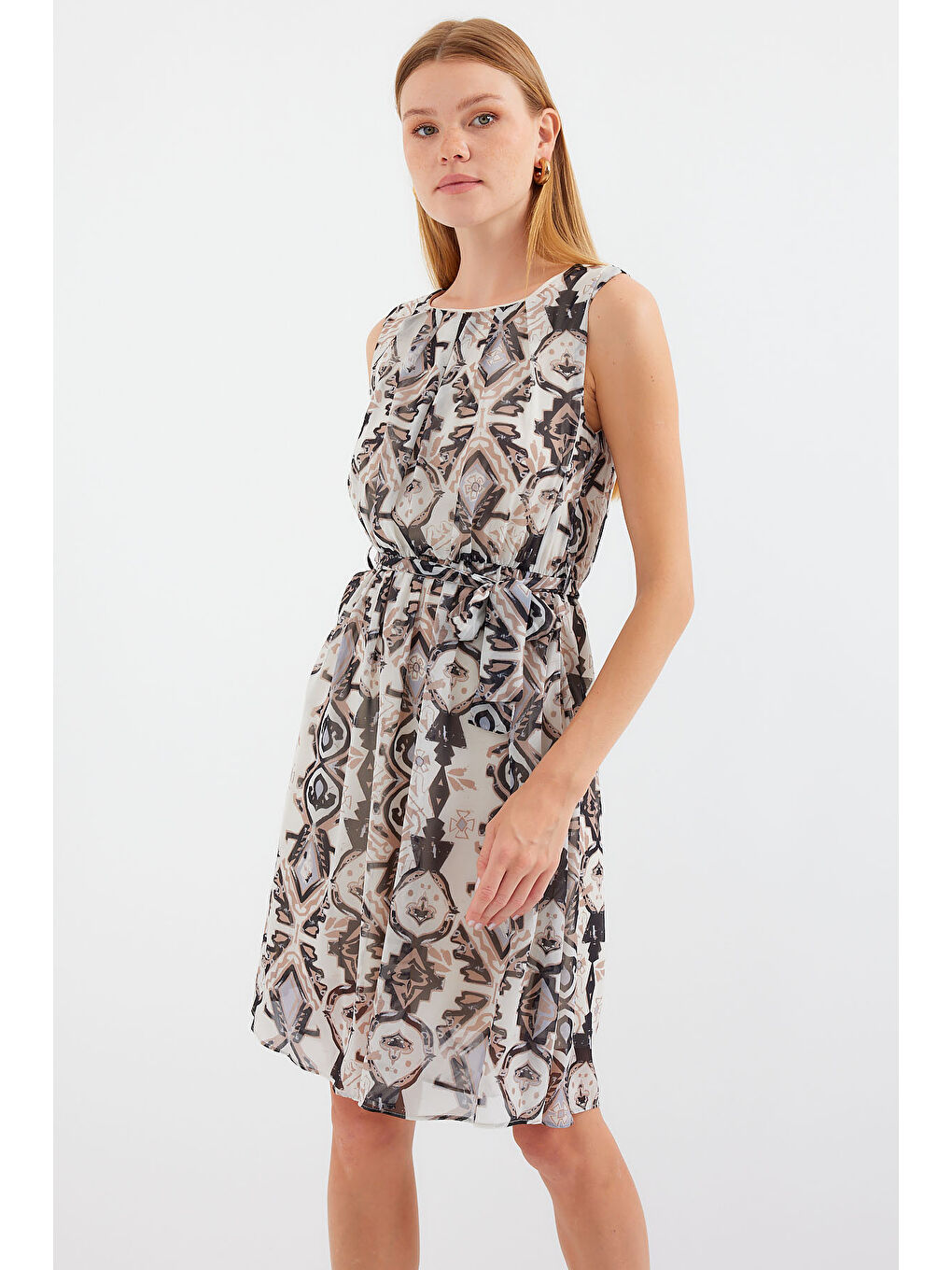 2501 Desenli Sıfır Kol Şifon Elbise - Siyah-2