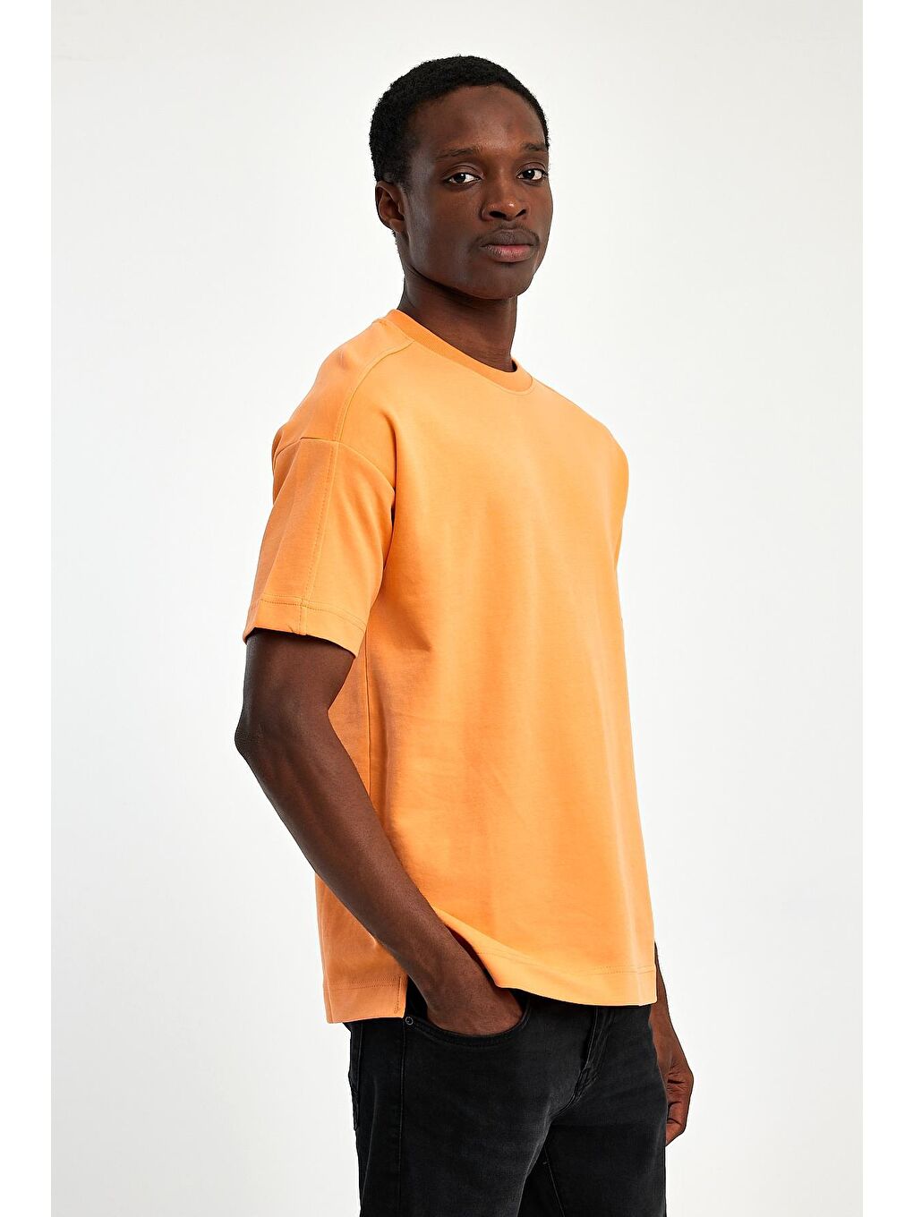 Turuncu Bisiklet Yaka  Fit Kalın Dokulu Erkek Tişört-2