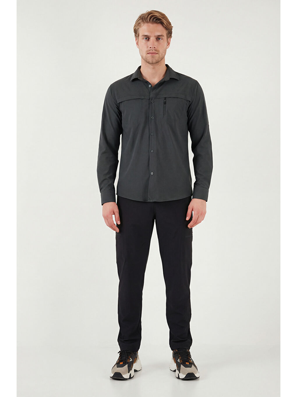 Gri Trekking ve Su İtici  Klasik Yaka Uzun Kollu Cepli Gömlek 693820-3