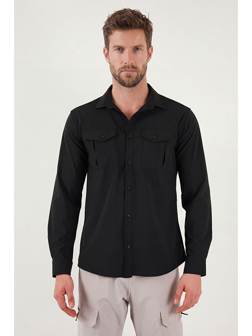 Siyah Treaking ve Su İtici Klasik Yaka Uzun Kollu Cepli Gömlek 693821-1