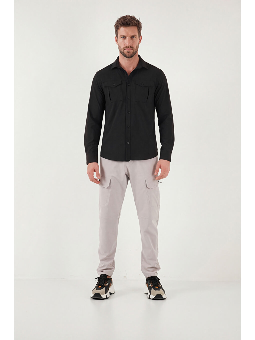 Siyah Treaking ve Su İtici Klasik Yaka Uzun Kollu Cepli Gömlek 693821-2