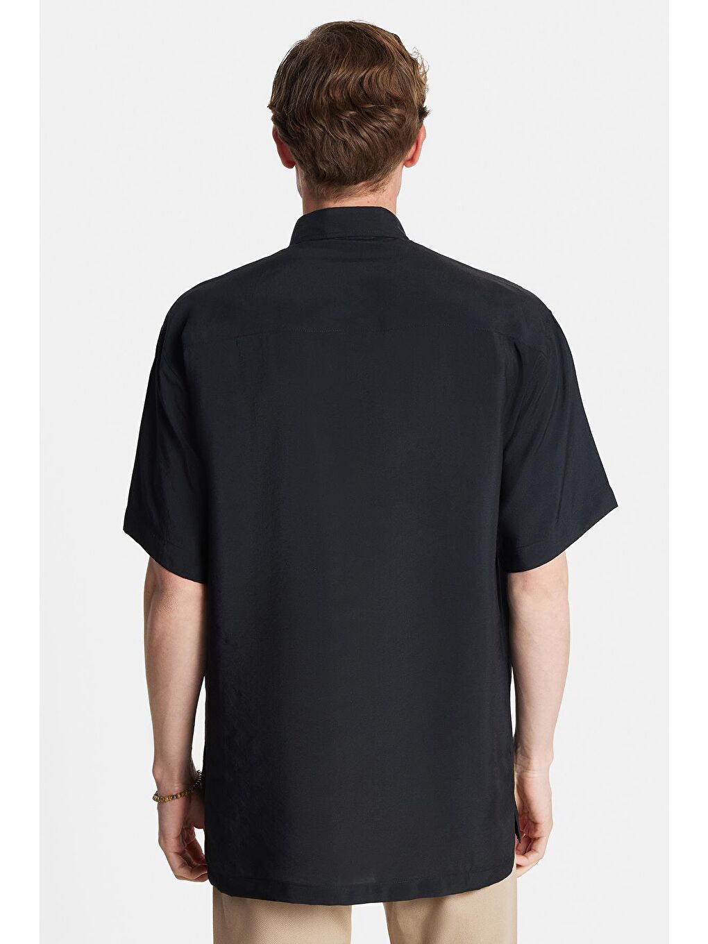 Erkek Relax Fit Rahat Kullanım Modal Kumaş Tek Cepli Kısa Kollu Siyah Gömlek-4