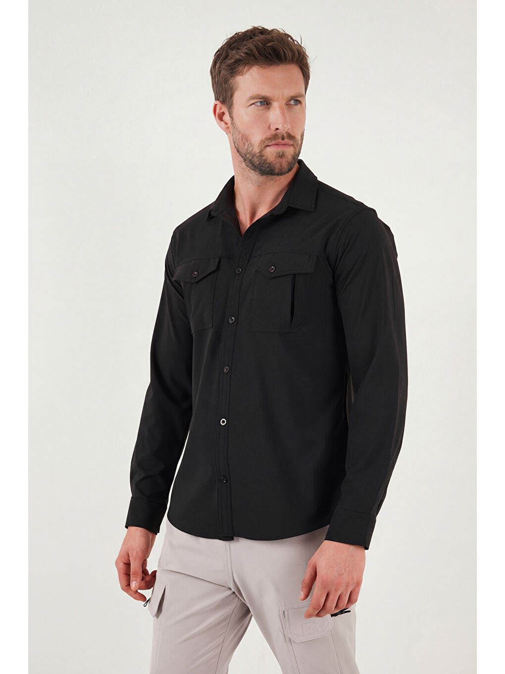 Siyah Treaking ve Su İtici Klasik Yaka Uzun Kollu Cepli Gömlek 693821-4