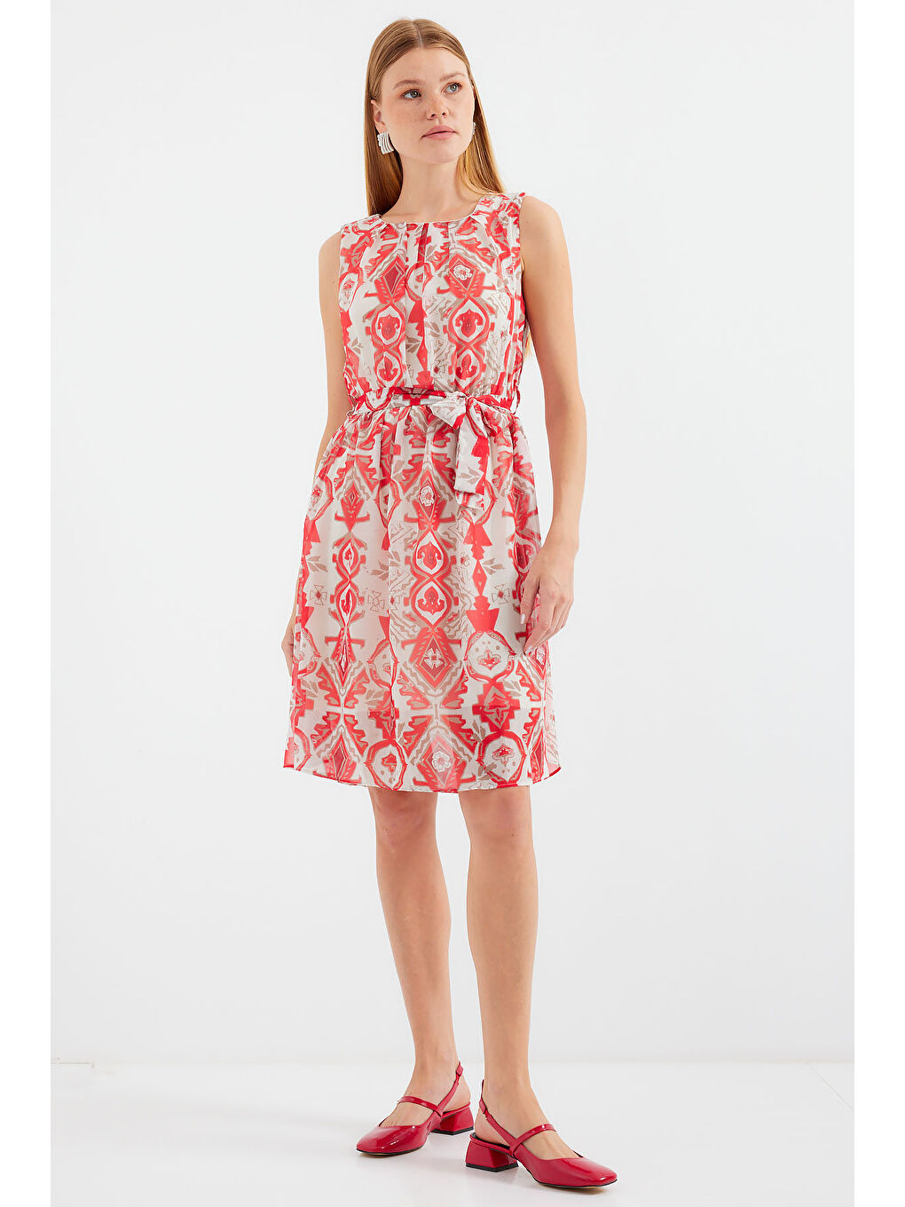 2501 Desenli Sıfır Kol Şifon Elbise - Kırmızı-3