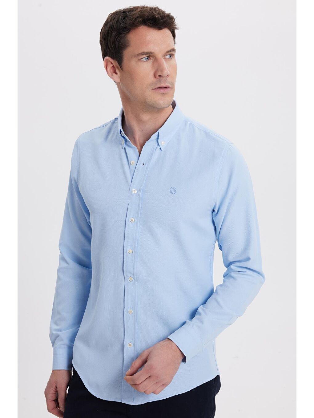 Erkek Slim Fit Dar Kesim Düz Oxford Armalı Düğmeli Yaka Mavi Spor Gömlek-3