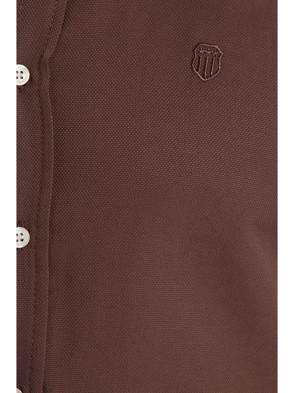 Erkek Slim Fit Dar Kesim Düz Oxford Armalı Düğmeli Yaka Kahverengi Spor Gömlek-6