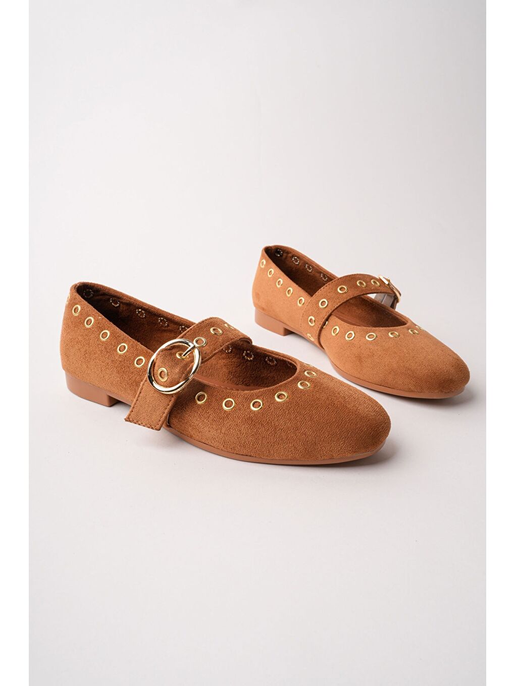 Kahverengi ZENA Gold Tokalı Zımbalı Deri Kadın Babet Ayakkabı-1