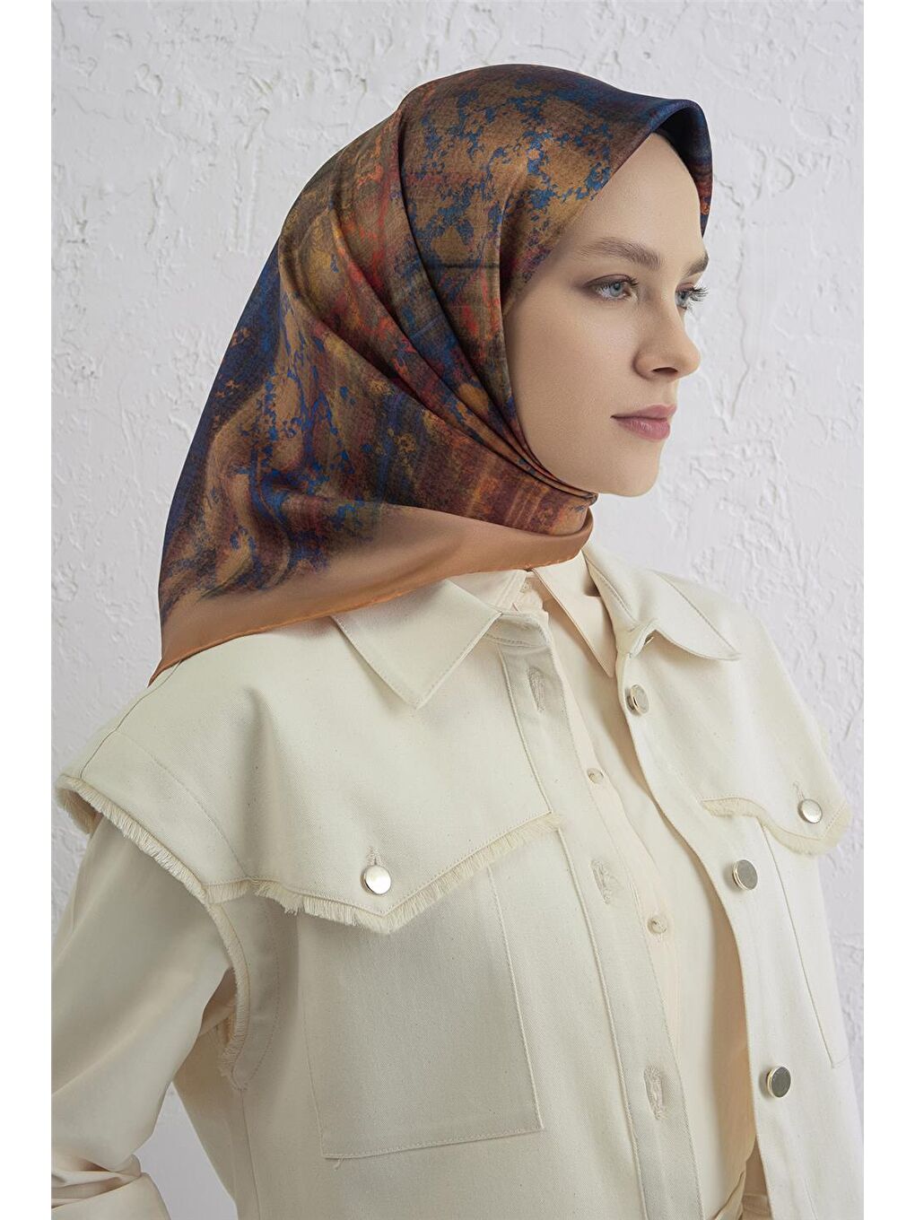 Kahverengi Soyut Desenli Saf İpek Twill Eşarp 9420D 82-1