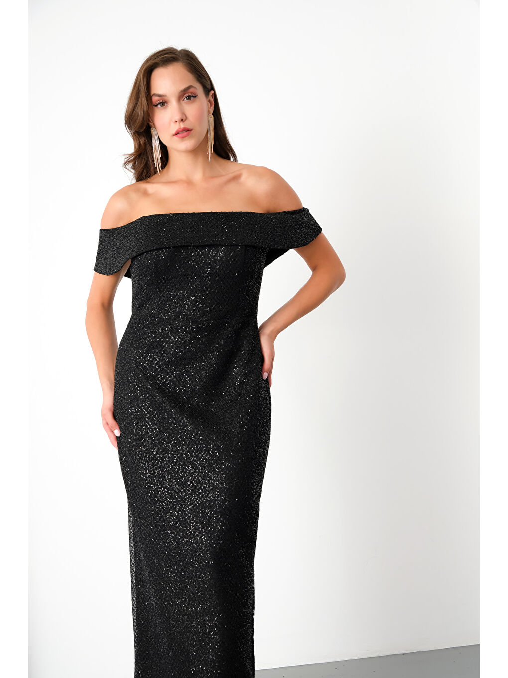 Kadın Siyah Madonna Yaka Midi Abiye Elbise-2