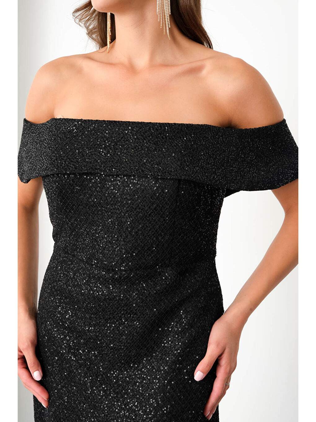 Kadın Siyah Madonna Yaka Midi Abiye Elbise-3