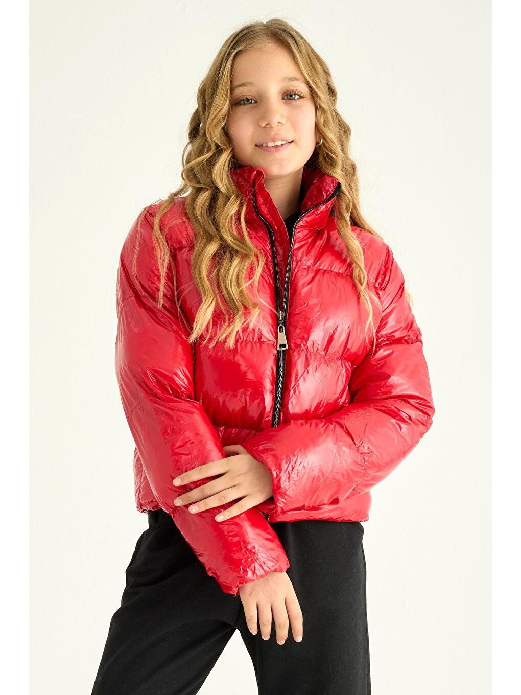 Kapüşonlu Uzun Kol Beli Lastikli Kırmızı Renk Kız Çocuk Mont