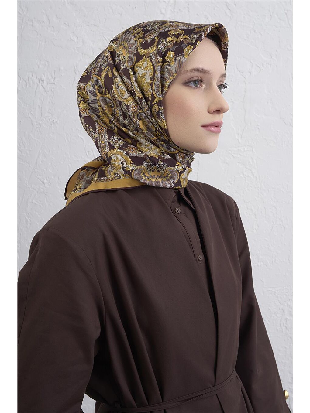 Kahverengi Etnik Desen Saf İpek Twill Eşarp 9416D 32-1