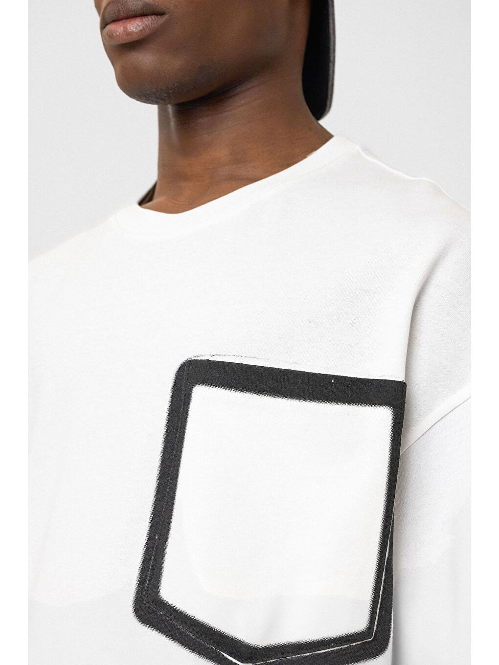 Bisiklet Yaka Cepli Oversize Tişört Ekru-5