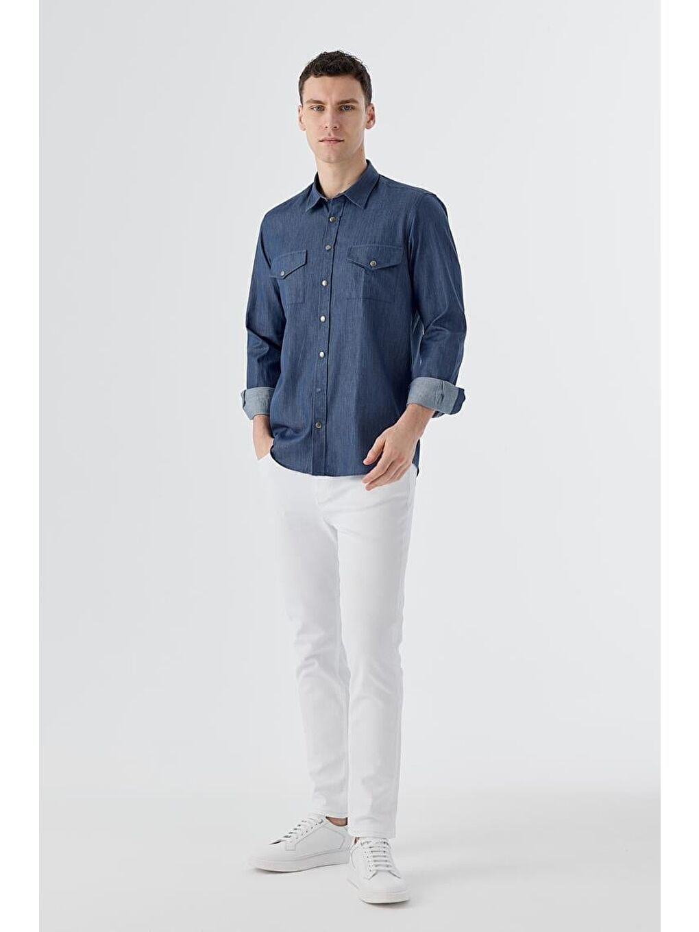 Lacivert Comfort Fit Cepli Çıtçıtlı %100 Pamuk Jean Gömlek-1