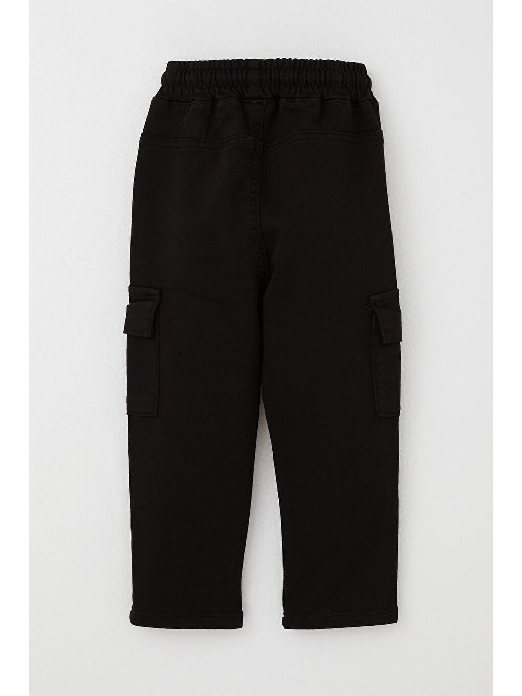 Erkek Çocuk Pantolon Kargo Cepli Beli Lastikli Siyah (1.5-5 Yaş)-1